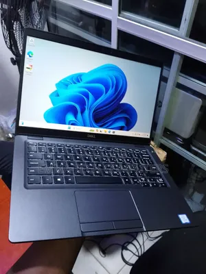Laptop Dell Latitude 5300 8GB Intel Core i5 SSD 256GB