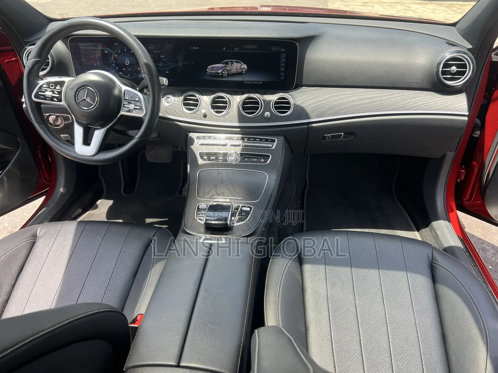 Mercedes-Benz E300 2019 Red