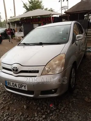 Toyota Corolla Verso 1.8 2004 Silver