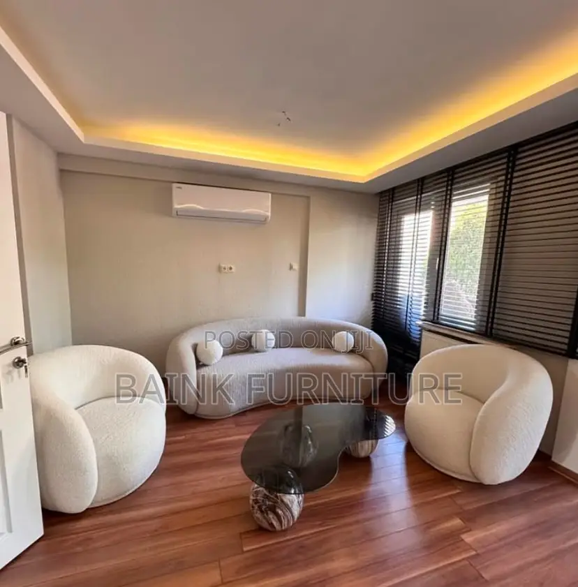 The Kings Sofa