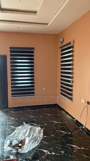Window Blinds With Day and Night Display