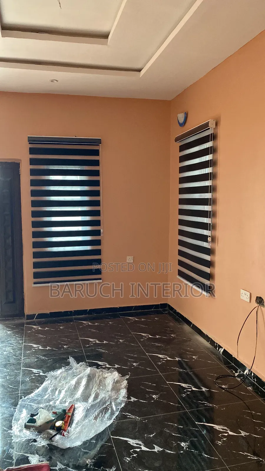 Window Blinds With Day and Night Display