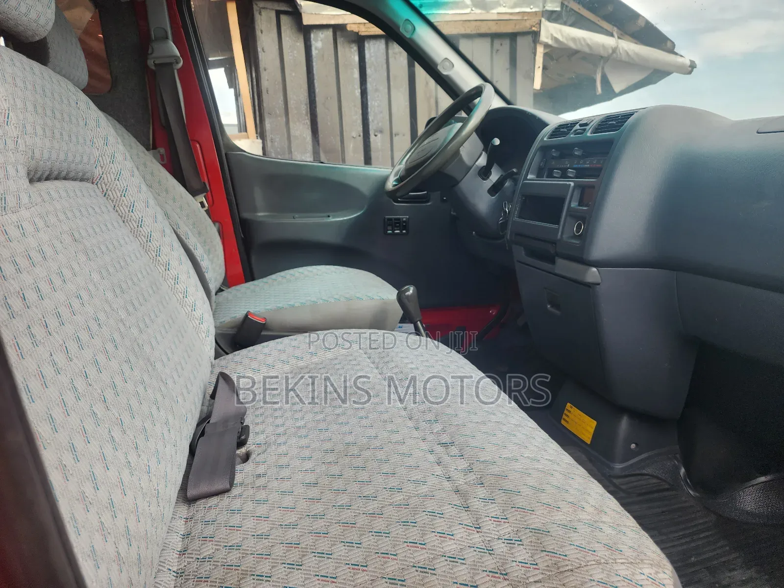 Toyota HiAce 2007 Red
