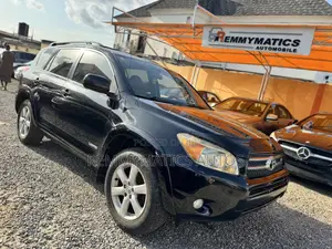 Toyota RAV4 V6 2007 Black