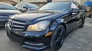 Mercedes-Benz C300 Sport 4Matic Sedan AWD (3.5L 6cyl 7A) 2013 Black