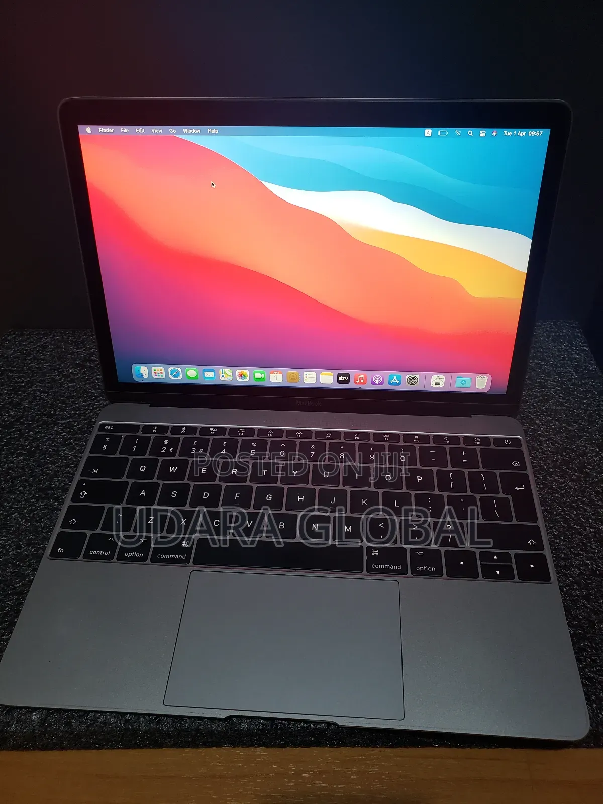 Laptop Apple MacBook 8GB Intel Core M3 SSD 128GB