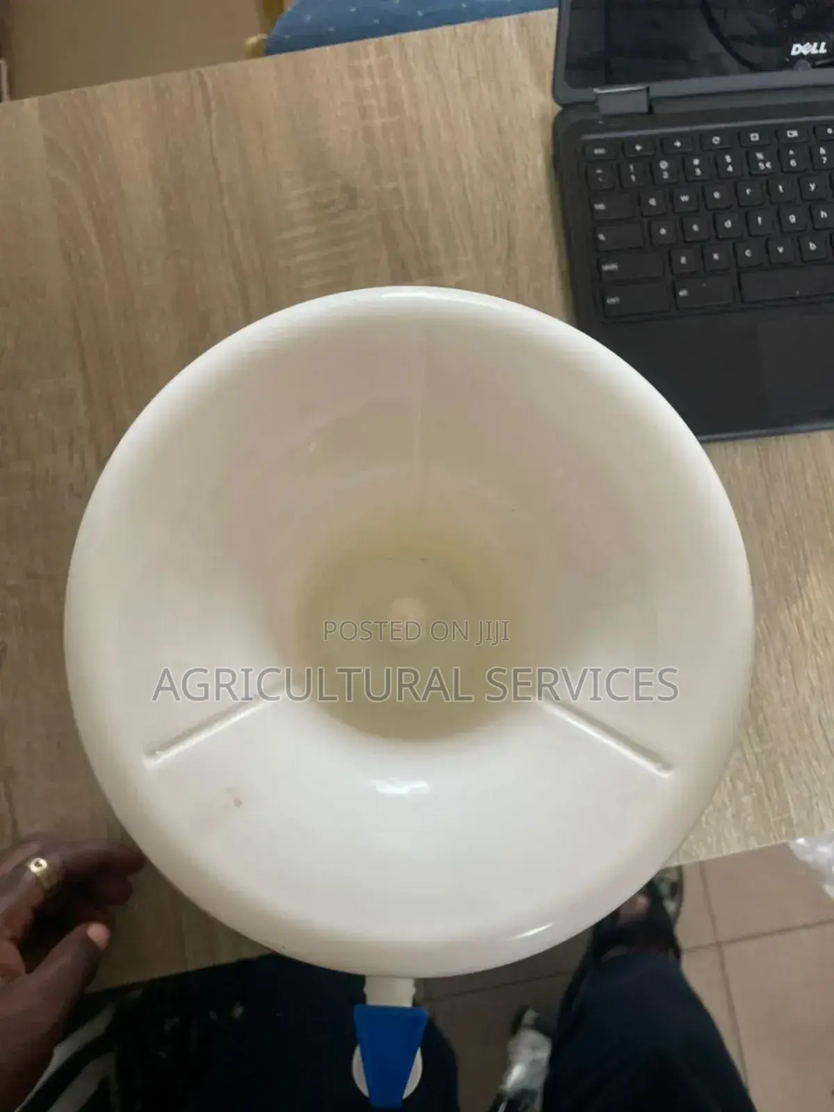 Manual Water Dispenser