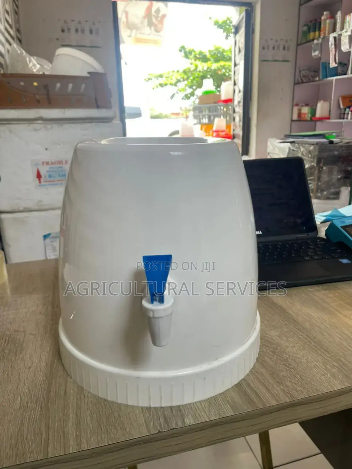 Manual Water Dispenser