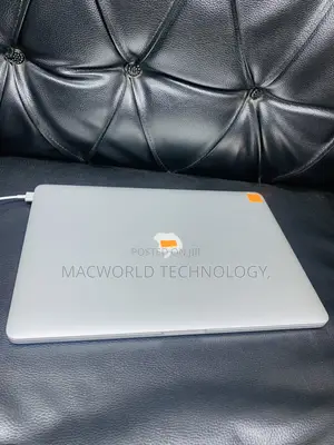 Laptop Apple MacBook Pro 2015 16GB Intel Core I7 SSD 256GB