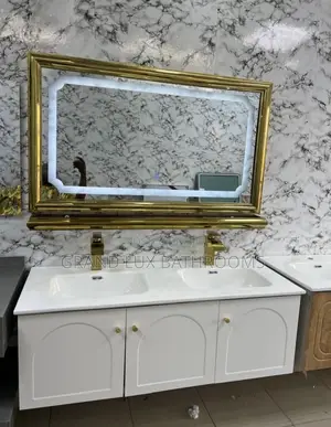 Photo - Luxury Double Sink Vanity With Led Mirror Gold
