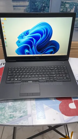 Laptop Dell Precision 7730 32GB Intel Core I9 SSD 512GB