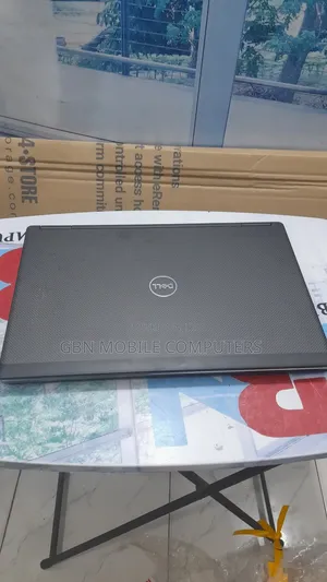 Laptop Dell Precision 7730 32GB Intel Core I9 SSD 512GB