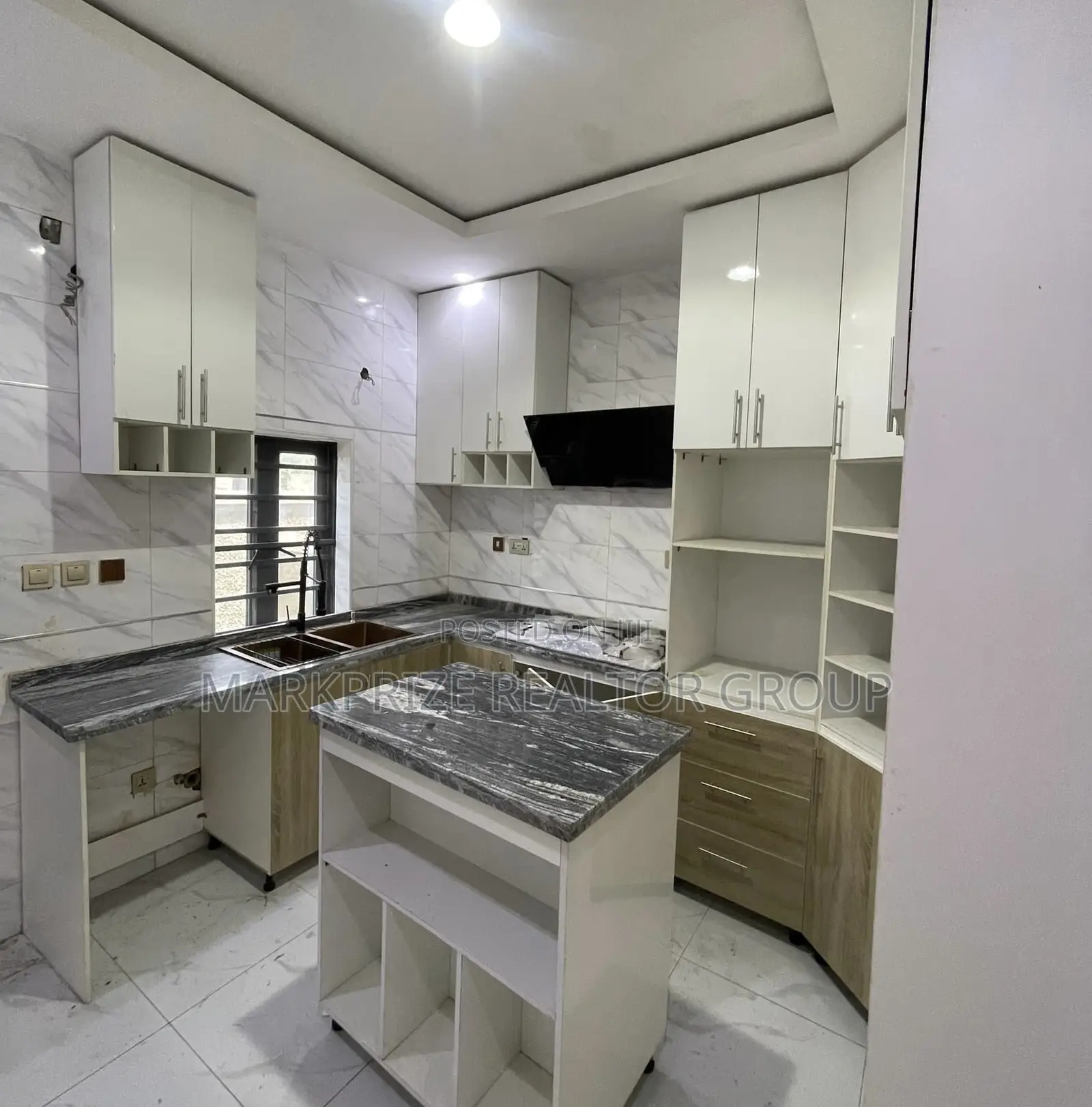 4bdrm Duplex in Ajah Lagos for sale