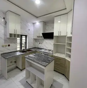 4bdrm Duplex in Ajah Lagos for sale