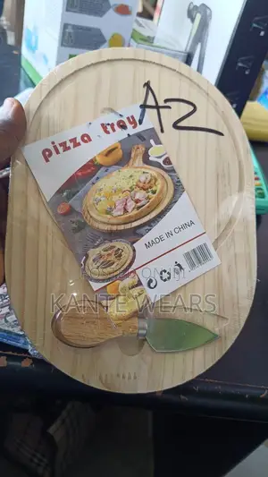 Pizza Tray With Cutter