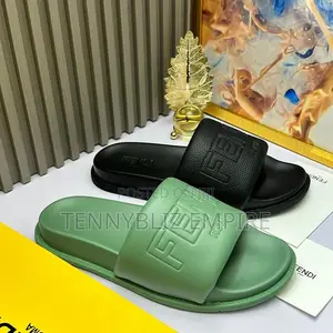 2025 Fendi Most Wanted Latest Luxury Italian Slide