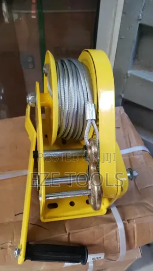 2600lb Heavy Duty Hand Winch