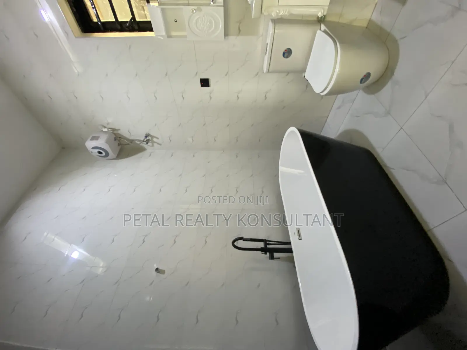 Furnished 5bdrm Duplex in Olokonla, Ajah for sale