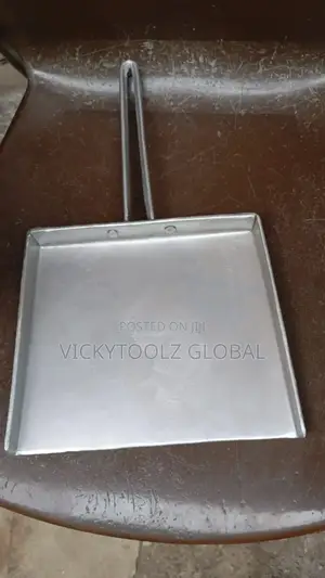 Industrial Dust Pan