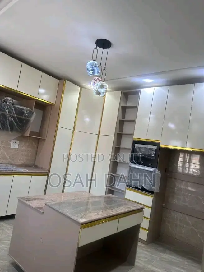 4bdrm Mansion in Kaduna / Kaduna State for rent