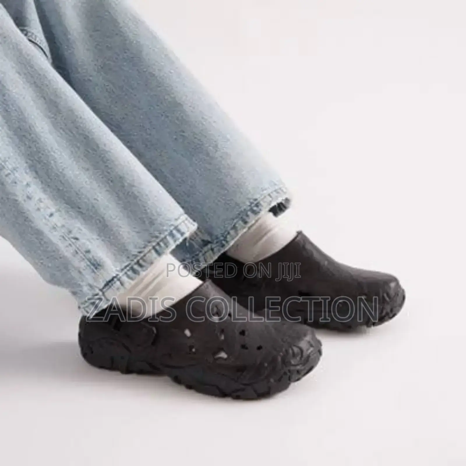 MTN Crocks Black