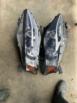 Headlamp Rx350 2010 2011 Charger Type