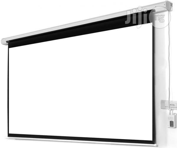 96X96 Electric /Remote Controlled Projector Screen