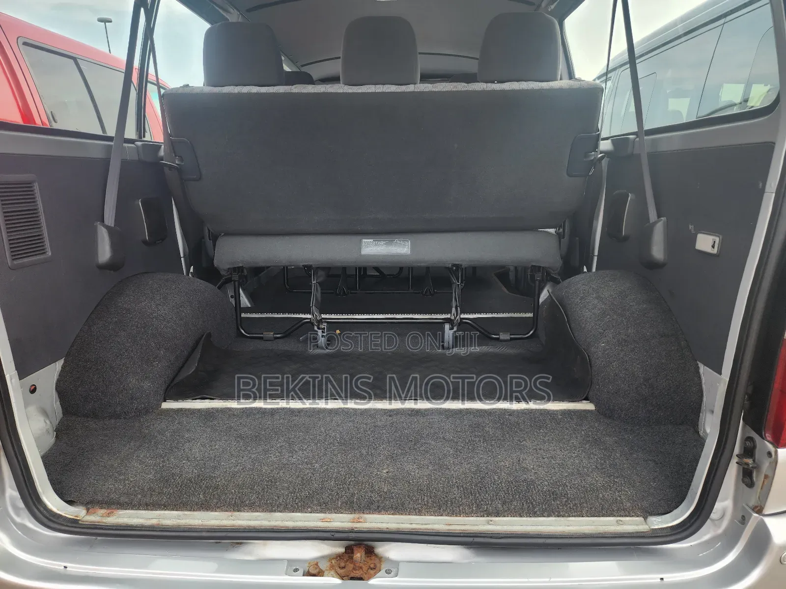 Toyota HiAce 2008 Silver