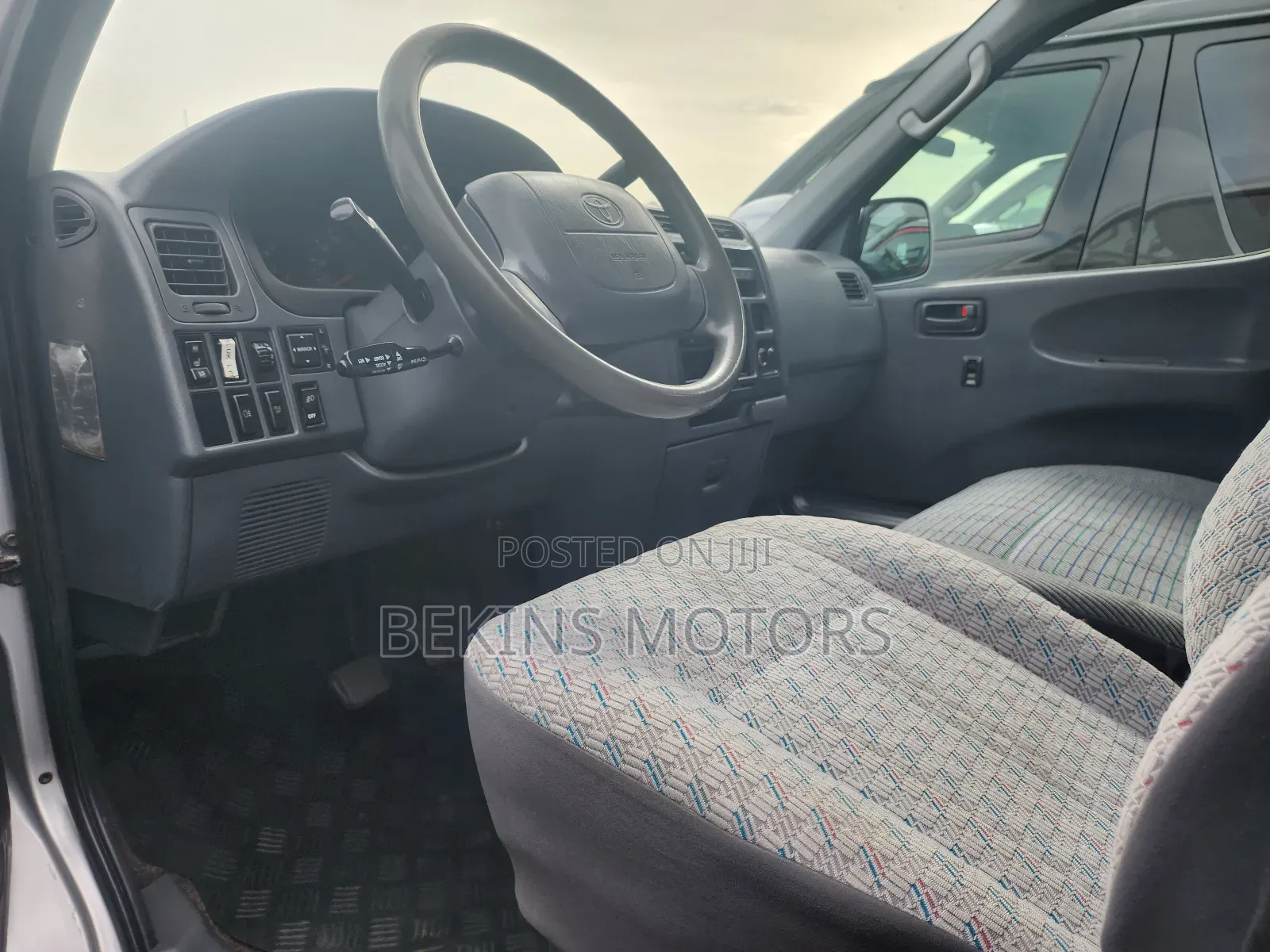 Toyota HiAce 2008 Silver