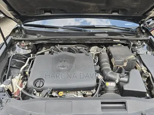 Toyota Camry XLE V6 FWD 2020 Black