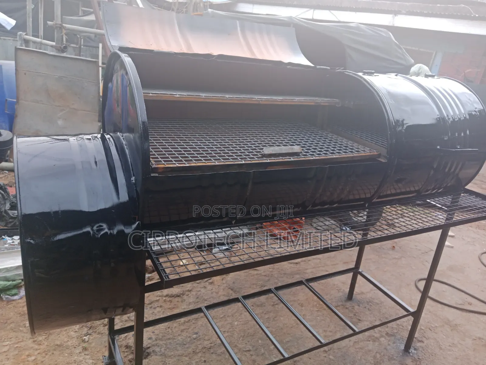 Barbecue Grill Machine