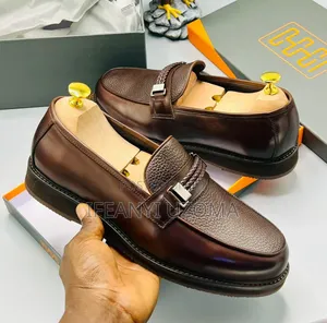 Classic Oggi Leather Shoe