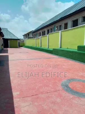 Furnished Studio Apartment in First Gate, Ikorodu Garage for rent