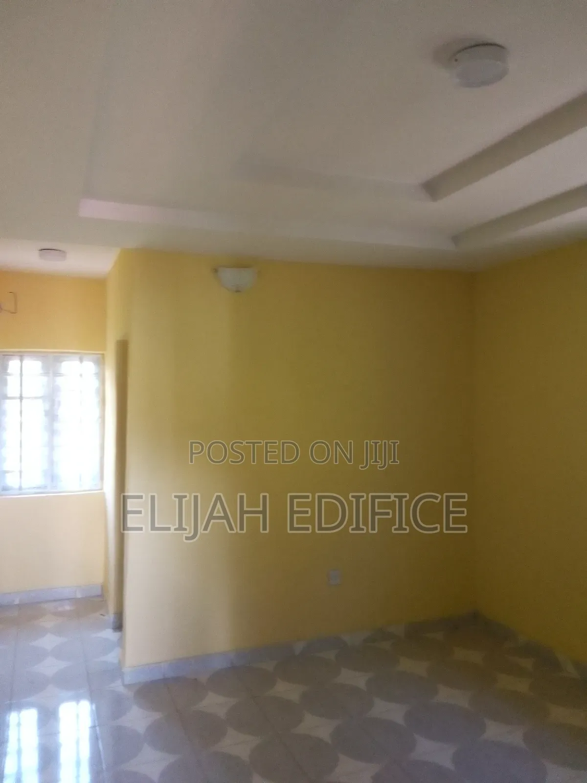 Furnished Studio Apartment in First Gate, Ikorodu Garage for rent