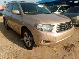 Toyota Highlander Sport 2008 Gold