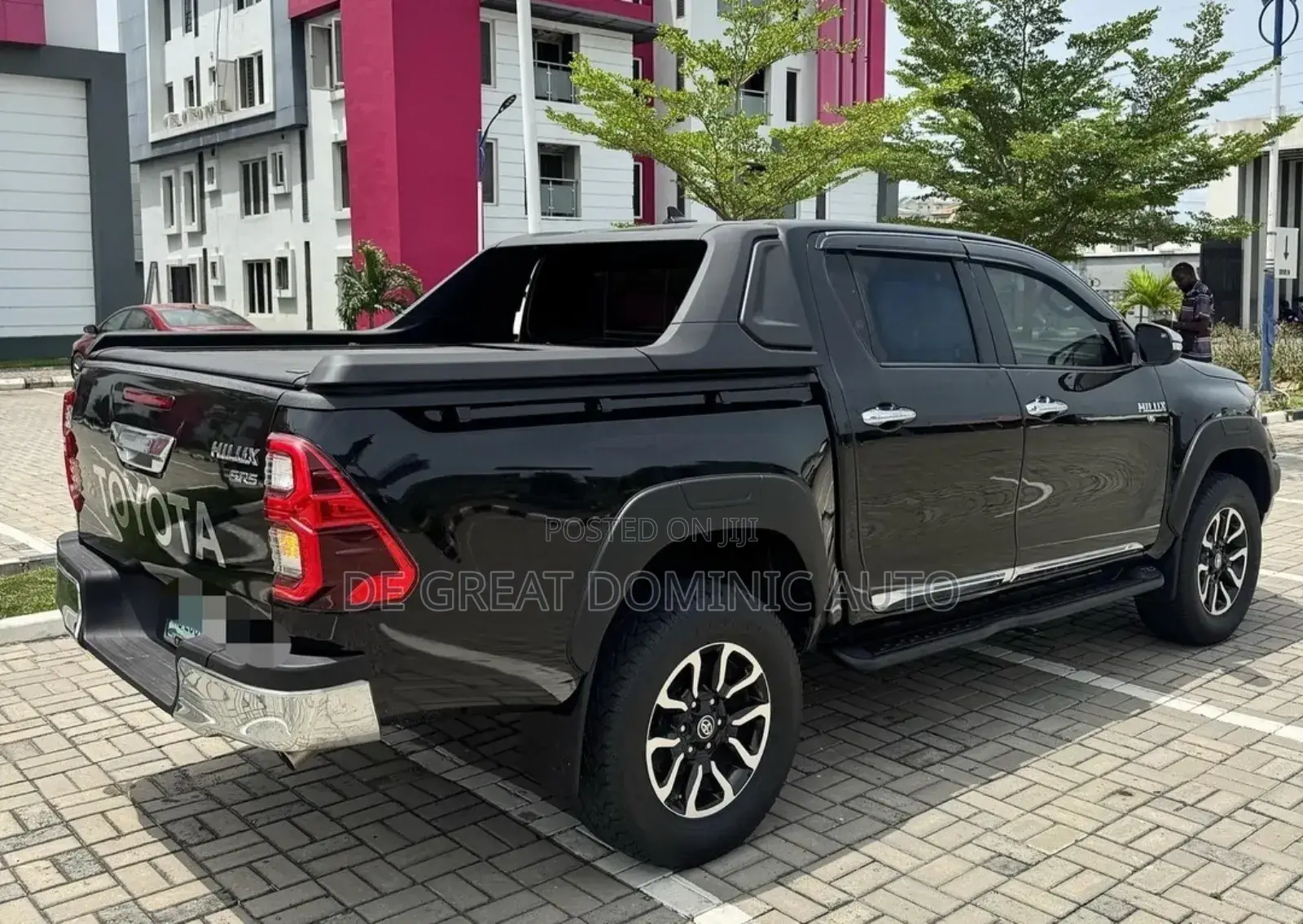 Automatic Rolling Boot Cover With TRD Spoiler Hilux