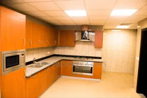 Furnished 4bdrm Apartment in Banana Island for sale