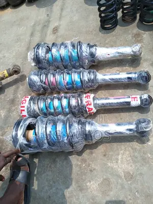 Front Back Shock Absorbers With Spring Land Rover Lr4