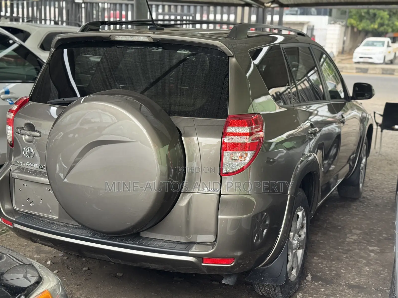 Toyota RAV4 Limited V6 2009 Gray