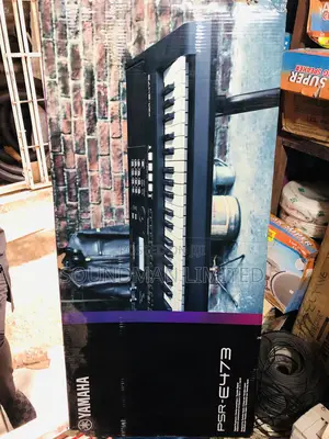 Yahama Digital Keyboard PSR-E473