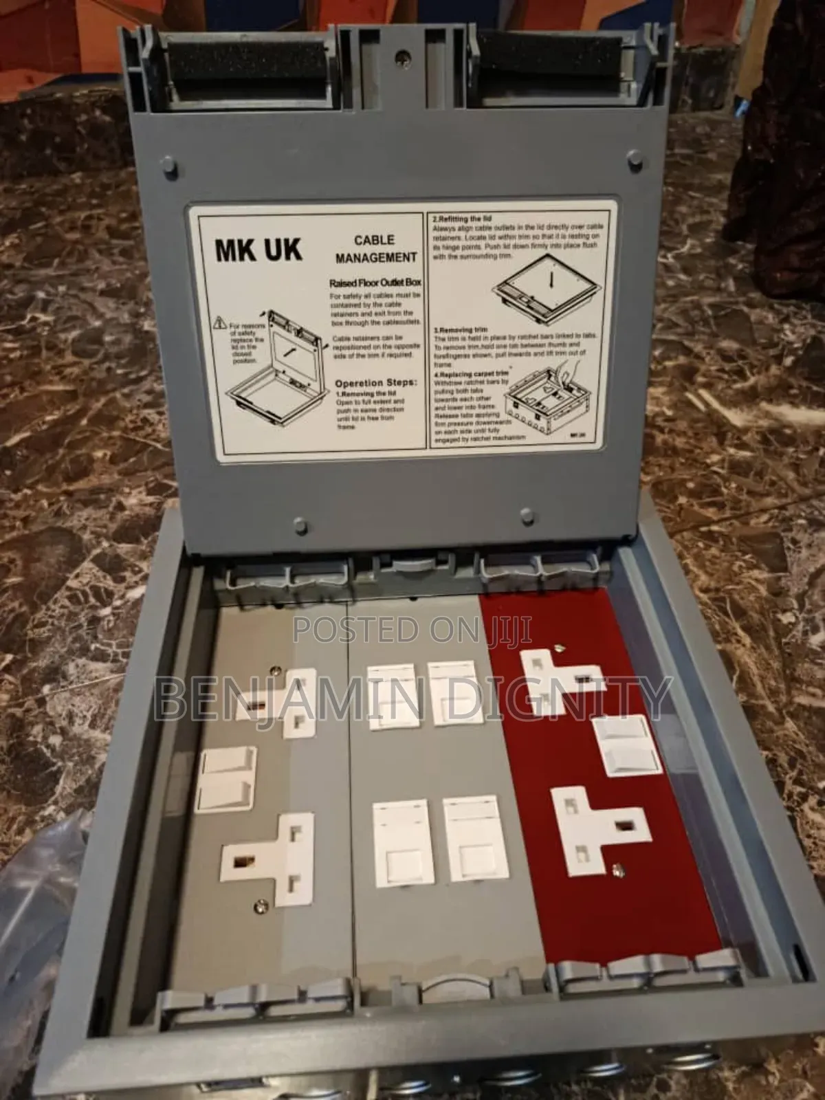 Floor Sockets