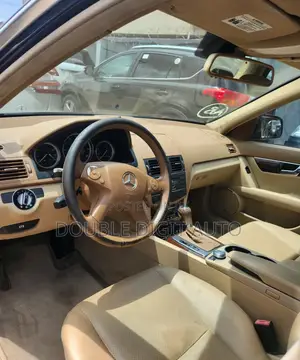 Mercedes-Benz C300 Luxury Sedan AWD (3.0L 6cyl 7A) 2009 Blue