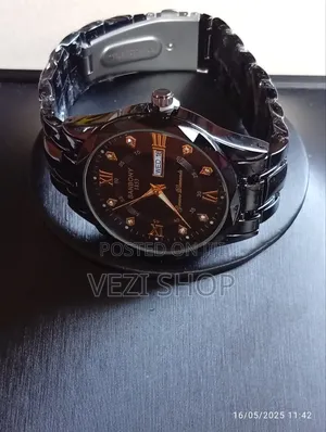 Men's Quartz Dial Rhinestone Multifunctional Watch