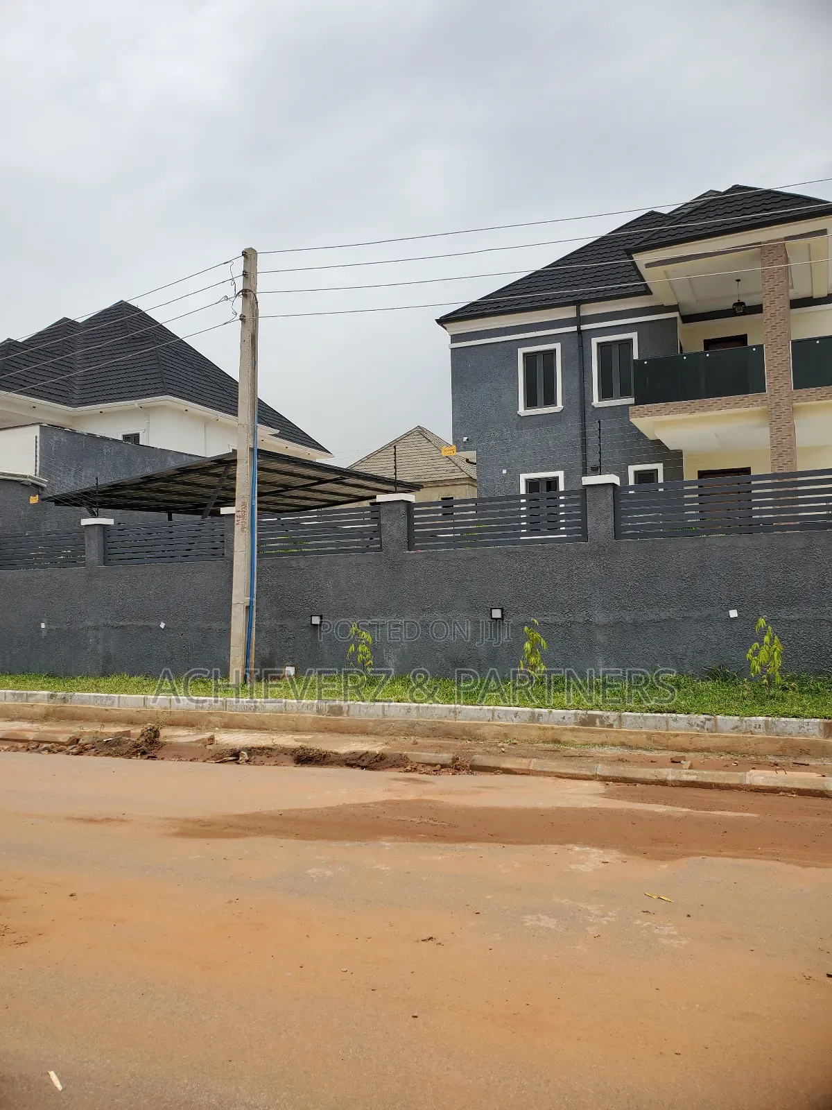 4bdrm Duplex in Admiralty Estate, Asokoro for rent