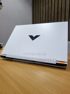 Laptop HP Victus 16 16GB AMD Ryzen 5 SSD 512GB