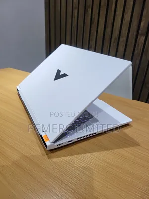 Laptop HP Victus 16 16GB AMD Ryzen 5 SSD 512GB