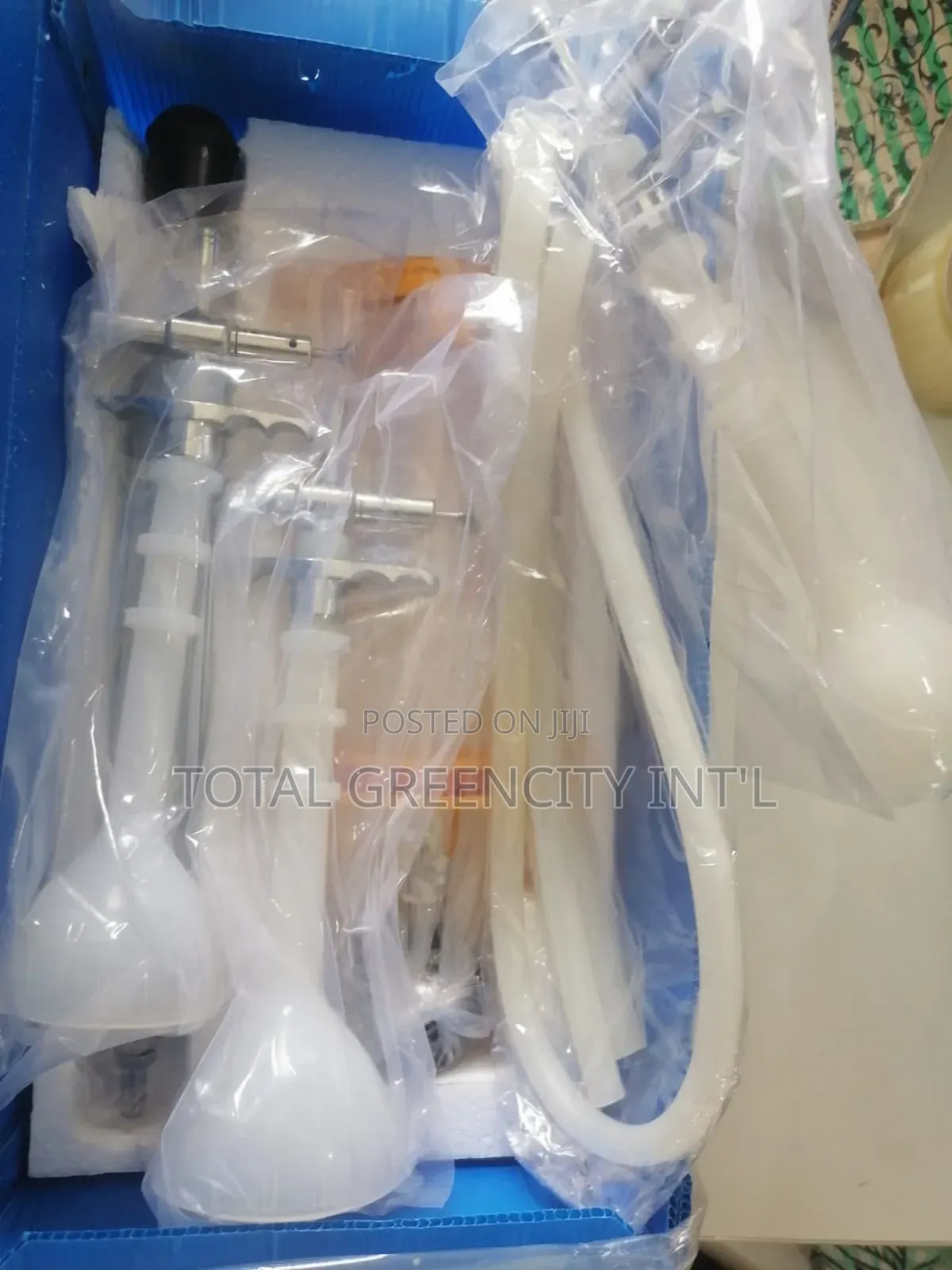 Plastic Vacuum Extractor