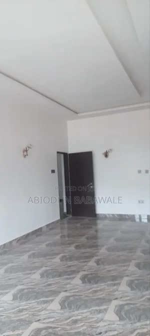 5bdrm Duplex in Navy Admiralty for rent