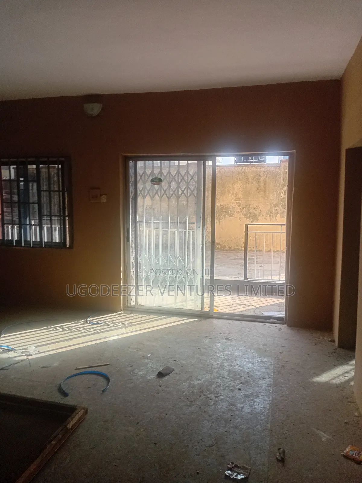 2bdrm Block of Flats in Salolo Cda, Abule Egba for rent