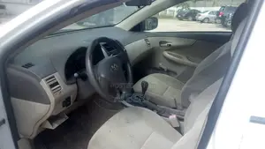 Toyota Corolla 2010 White